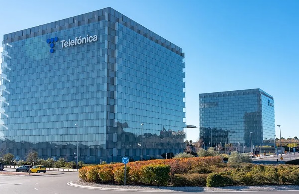 Το ισπανικό Κράτος επανέρχεται στο μετοχικό κεφάλαιο της Telefonica 